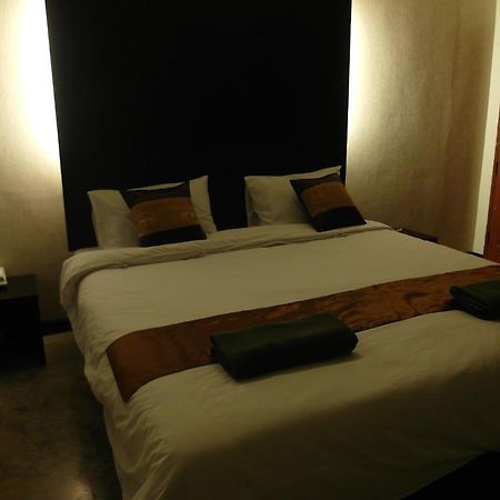 Tawan Court Hotel Chiang Mai Exterior photo