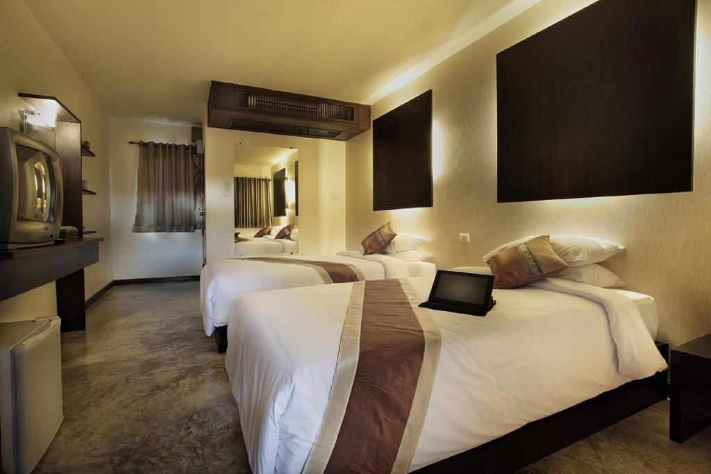 Tawan Court Hotel Chiang Mai Room photo