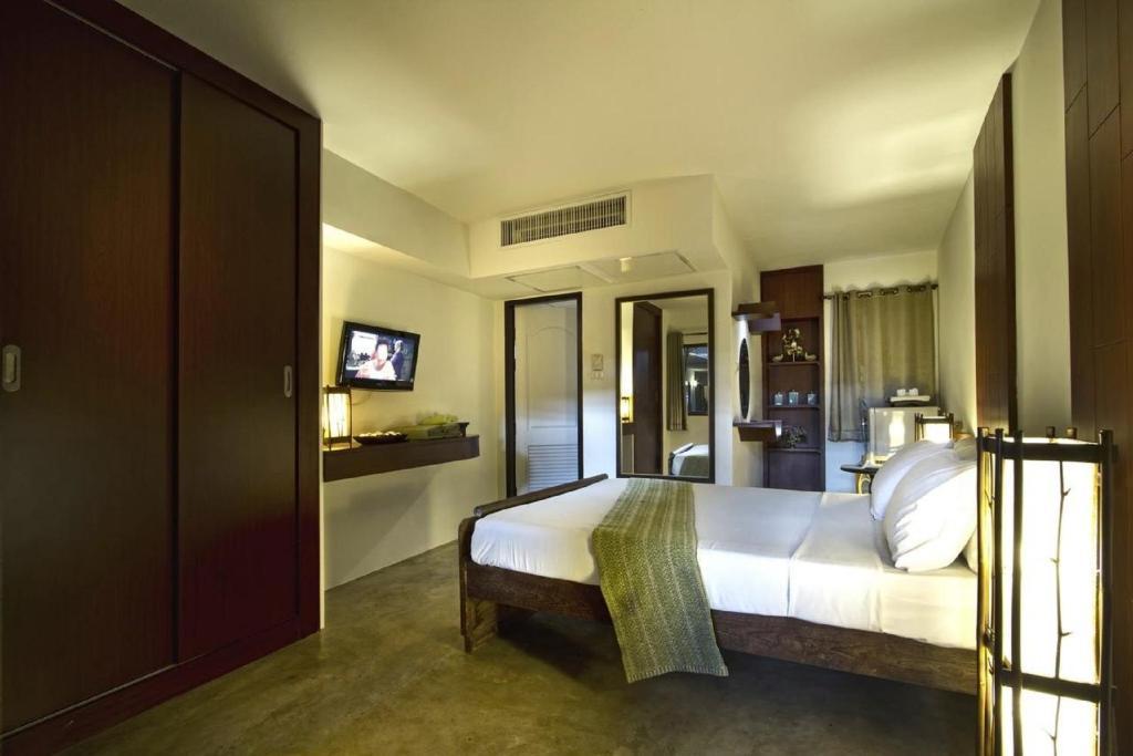 Tawan Court Hotel Chiang Mai Exterior photo